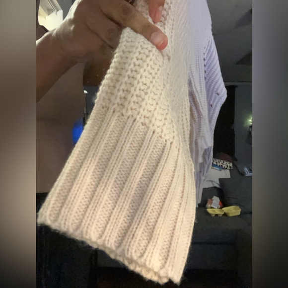 Cream Colored Knit Sweater - Picture 5 of 10